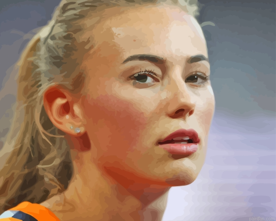 Close Up Nadine Visser Paint By Numbers.png