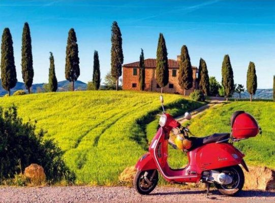Scooter In Toscana Paint By Numbers.png